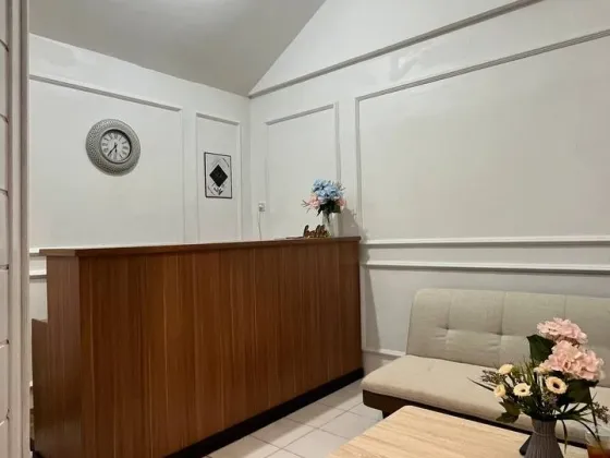 Lobby dan area masuk Wisma Apollo Kuala Kurun